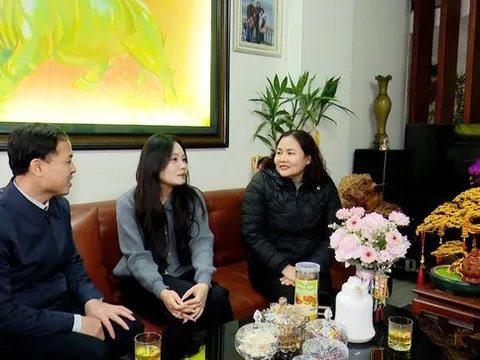 Nữ cử nhân xung phong nhập ngũ: Mẹ rất ngạc nhiên nhưng đã bị thuyết phục