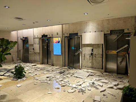 Nhân chứng kể phút kinh hoàng vụ nổ khí gas tại trung tâm thương mại, hàng chục người thương vong