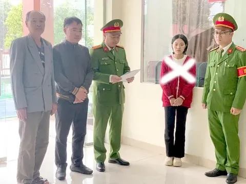 Thủ đoạn rao bán xe ô tô thanh lý của hải quan với giá rẻ, chiếm đoạt tài sản