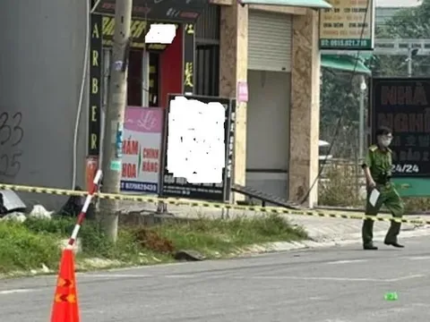 Hiện trường đau lòng bé trai 4 tháng tuổi tử vong trong khe thoát hiểm 1 khách sạn