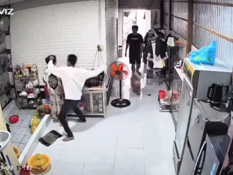 Vụ clip vợ bị chồng đánh gục khi đang nấu ăn: Cả hai đều không yêu cầu xử lý?