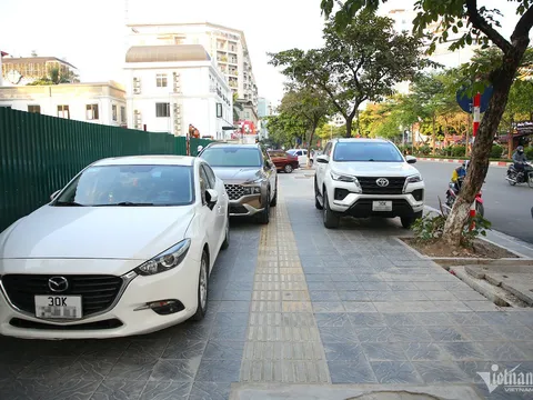 Đỗ xe trên vỉa hè không bị phạt trong trường hợp nào?