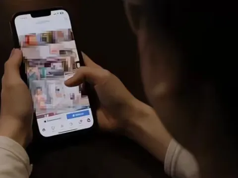 Ham iPhone 15 miễn phí trên Facebook, bé 13 tuổi bị ép vay tiền bằng clip khiêu dâm