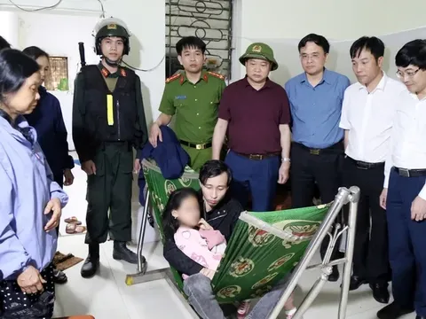 Khen thưởng tinh thần dũng cảm của bé gái 9 tuổi bị bắt làm con tin ở Bắc Ninh