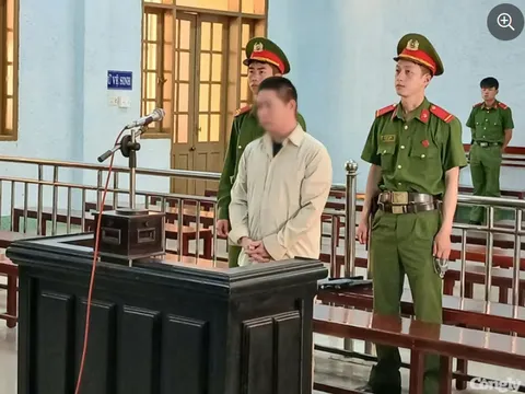 Cha dượng hai lần xâm hại con riêng của vợ đến có thai: Đau xót nỗi lo sợ mẹ ly hôn nên cam chịu của nạn nhân