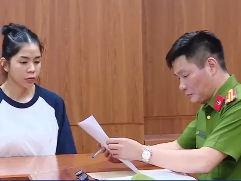 Lời hối lỗi và nước mắt của Hằng Du Mục, Quang Linh Vlogs tại cơ quan công an sau khi bị khởi tố