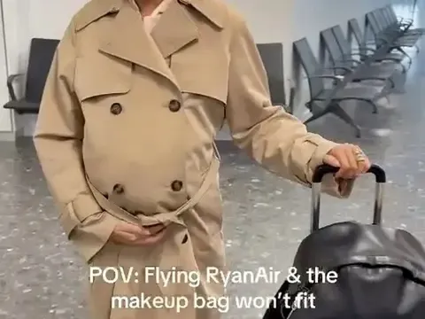 Trốn phí hành lý, một cô gái 20 tuổi giả mang bầu, "vận chuyển" thai giả từ London đến Scotland