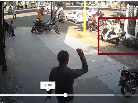 Clip: Xe buýt chạy quá tốc độ gây tai nạn kinh hoàng khiến 3 người tử vong thương tâm
