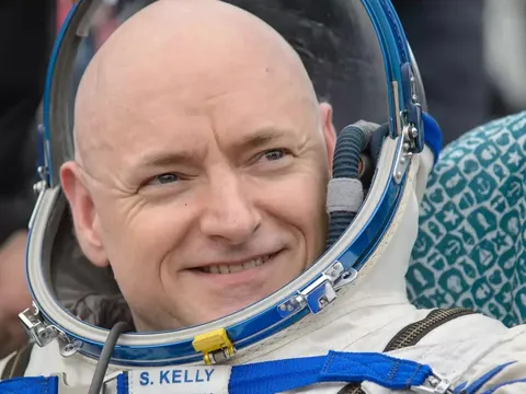 Sự thật chấn động về loài người được phi hành gia tiết lộ sau khi ở ngoài vũ trụ 340 ngày