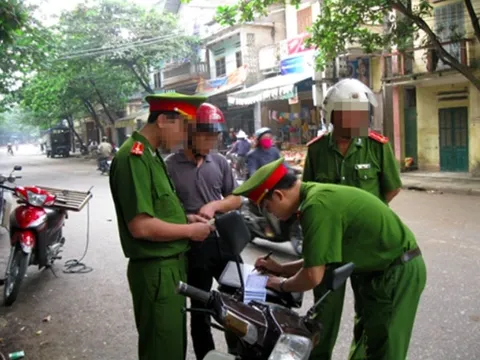 Từ 2025, công an xã được xử phạt các lỗi giao thông đường bộ này, ai cũng cần biết