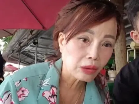 Lộ loạt ảnh nhan sắc bất ngờ của "cô dâu U70" Thu Sao