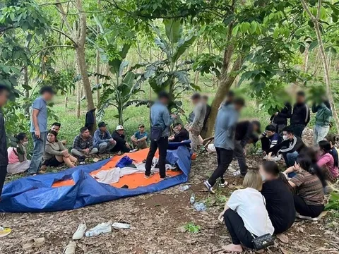 Hoạt động tinh vi của sới bạc giữa rừng cao su: Hạn chế giờ giấc, con bạc phải được bảo lãnh từ người cũ