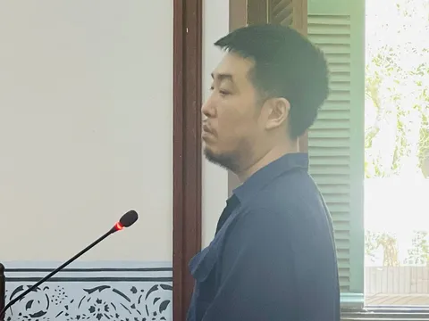 Từ Hàn Quốc sang Việt Nam khuyên con trai cư xử tốt với vợ, người cha bị nghịch tử sát hại: Hé lộ chuyện đêm không ngủ trên Sofa