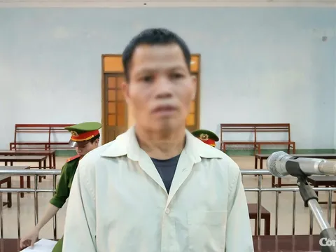Hành vi đồi bại của gã cha dượng dùng vũ lực hiếp dâm con gái của vợ "hờ" và 12 năm "trốn chui trốn lủi"