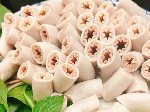 Sau vụ "lòng xe điếu" có chiều dài bất thường: Quán Lòng Chát bị xử phạt vì lý do này