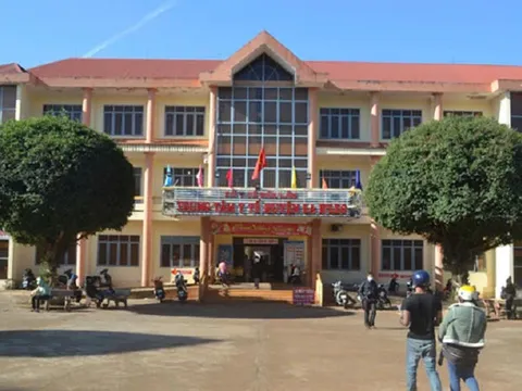 Chủ tịch Ủy ban MTTQ xã tử vong khi đi công tác: Sức khỏe thời điểm trước đó biểu hiện thế nào?