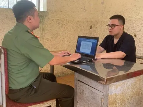 "Chân dung" sinh viên xuất sắc về lĩnh vực IT vừa bị khởi tố và lời khai tiết lộ số tiền công được trả