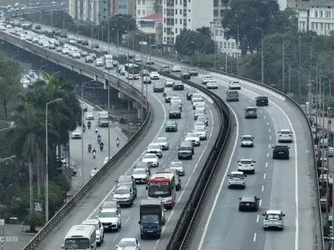 Hà Nội giao Sở Xây dựng xác định các tuyến, đoạn tuyến cao tốc đủ điều kiện thu phí: Đường vành đai 3 trên cao và Đại lộ Thăng Long lọt tầm ngắm?