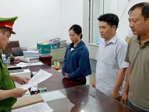 Vì sao Phó phòng Nông nghiệp và Môi trường ở Hòa Bình bị khởi tố?