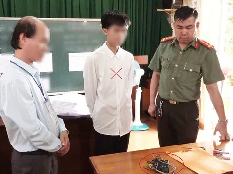 Khởi tố vụ án thí sinh dùng camera truyền đề thi môn Ngữ văn ra ngoài: Danh tính thí sinh khiến nhiều người ngỡ ngàng