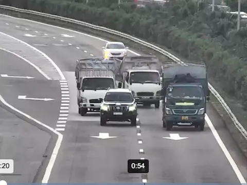 Pháp lý vụ 3 ô tô rượt đuổi nhau trên cao tốc Nội Bài - Lào Cai
