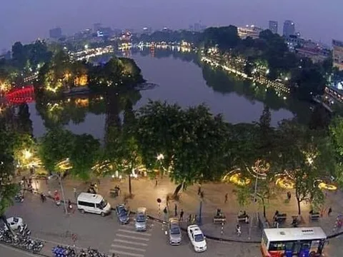 Thông tin khách nước ngoài bị "chặt chém" 1,5 triệu đồng taxi cho 2-3km tại Hoàn Kiếm, Hà Nội: Nội tình thế nào?