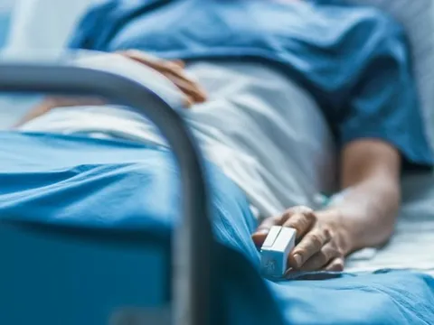 "Tôi mong công lý được thực thi" - người cha đau đớn khi con chọn uống axit kết thúc cuộc đời vì bạn trai từ chối kết hôn