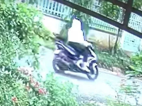 Tông bé trai 5 tuổi rồi bỏ trốn: Những tiết lộ đáng ngại từ nhân chứng - là nữ, chạy tốc độ cao