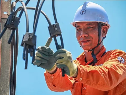 Nhiều người chóng mặt khi nhận hóa đơn tiền điện tháng 6, có uẩn khúc gì sau những con số "nhảy múa"?