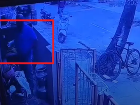 Clip: Người đàn ông đổ xăng, đốt lửa nhà họ hàng chỉ vì những điều