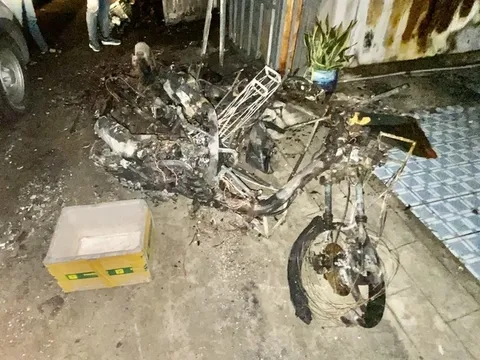 Cháy chung cư Độc Lập ở TPHCM, 8 người tử vong: Nghi vấn vật gây cháy khiến nhiều người nhói lòng vì quá quen thuộc