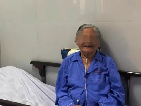 Cụ bà 85 tuổi suy hô hấp nặng, phải thở máy: Bác sĩ nói "đây là ca bệnh thú vị", vì sao như vậy?