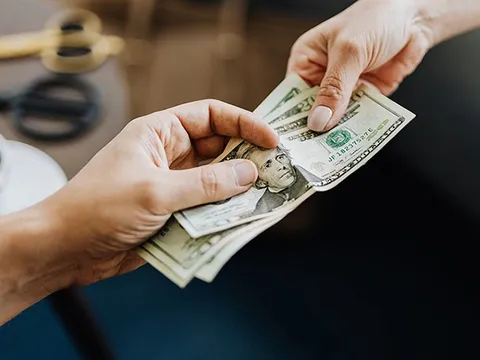 Cho bạn vay tiền: Cần hiểu rõ pháp luật để đòi lại công bằng