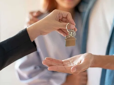 Cho mượn nhà, cả cơ ngơi bỗng sang tay người khác