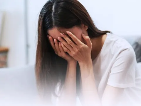 Người phụ nữ phát hiện ung thư giai đoạn 3 vì bỏ qua 1 dấu hiệu: Bác sĩ cảnh báo 90% mọi người không để ý