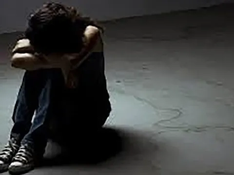 Xót xa người mẹ 32 tuổi trầm cảm hại 3 con nhỏ tử vong rồi tự tử