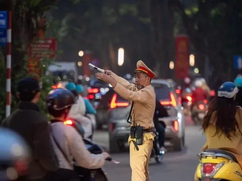 Từ 2025, những hành vi này bị cấm khi tham gia giao thông, ai cũng phải biết tránh bị CSGT phạt nặng