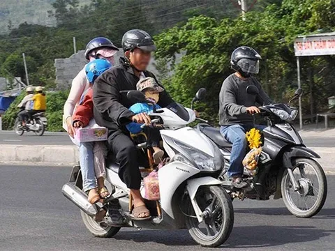 Từ 2025: Người đi xe máy có thể bị phạt đến 14 triệu đồng nếu vi phạm lỗi phổ biến này, cần biết ngay để tránh