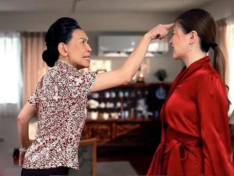 Ngỡ được mẹ chồng yêu quý, 5 ngày sau cưới, nàng dâu choáng váng với hành động của bà