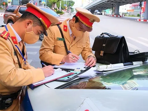 Từ 2025, cố tình mượn xe của người này ra đường sẽ bị CSGT tịch thu và có thể phải chịu trách nhiệm hình sự