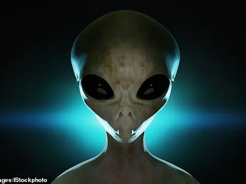 Tài liệu tuyệt mật: Tiết lộ màn trả thù kinh hãi của người ngoài hành tinh khiến 23 người hóa đá chỉ trong chớp mắt