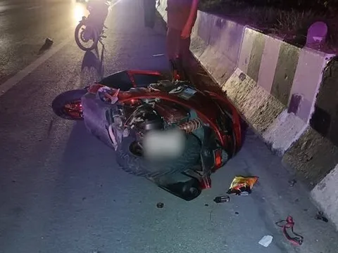 Bị tông văng ra đường, nam shipper 25 tuổi tiếp tục bị xe sau cán qua người tử vong