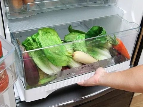 Bác sĩ tiết lộ: Nguồn gây ung thư dạ dày nằm ngay trong tủ lạnh, cảnh báo thói quen nguy hiểm cần tránh
