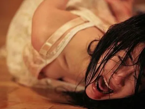 Nam thanh niên say rượu trèo lên phòng bạn nữ giở trò đồi bại trong chuyến du lịch: Tiệc vui hóa bi kịch