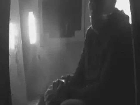 Đoạn video lời thú tội của gã đàn ông nghiện ra tay khiến mẹ già tử vong khiến nhiều người rùng mình