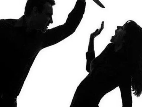 Ghen tuông mù quáng: Chồng truy lùng đâm vợ hơn 25 nhát dao ngay trước mặt con 7 tháng