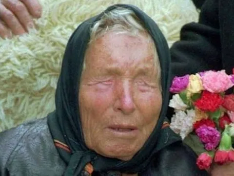 Lời tiên tri ngày 5/7 gây xôn xao dư luận: Bà Baba Vanga từng dự báo 4 đại sự rúng động năm 2025