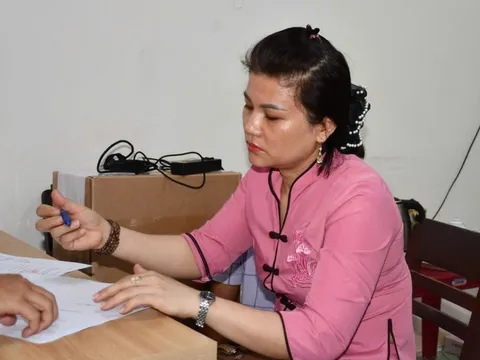 Phẫn nộ lời khai của bảo mẫu ném bé 14 tháng tuổi ở Quảng Ngãi xuống nền nhà tử vong