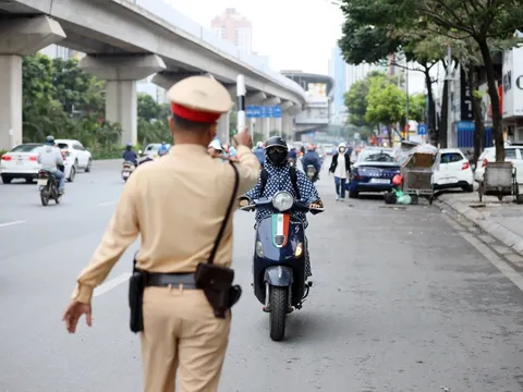 Chú ý: Từ nay, hàng triệu người đi xe máy có thể bị phạt tới hơn 10 triệu đồng nếu không đáp ứng điều kiện này, chớ chủ quan