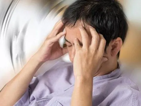 3 dấu hiệu tưởng như bình thường hay gặp này có thể là dấu hiệu nhồi máu não: Chớ coi thường hãy đi khám ngay tránh nguy cơ đột quỵ